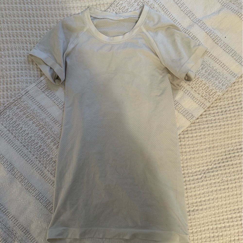 Lululemon Swifty short sleeve top